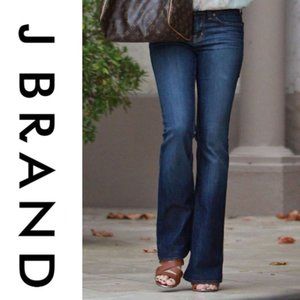 J BRAND medium wash mid-rise bootcut jeans 28x33
